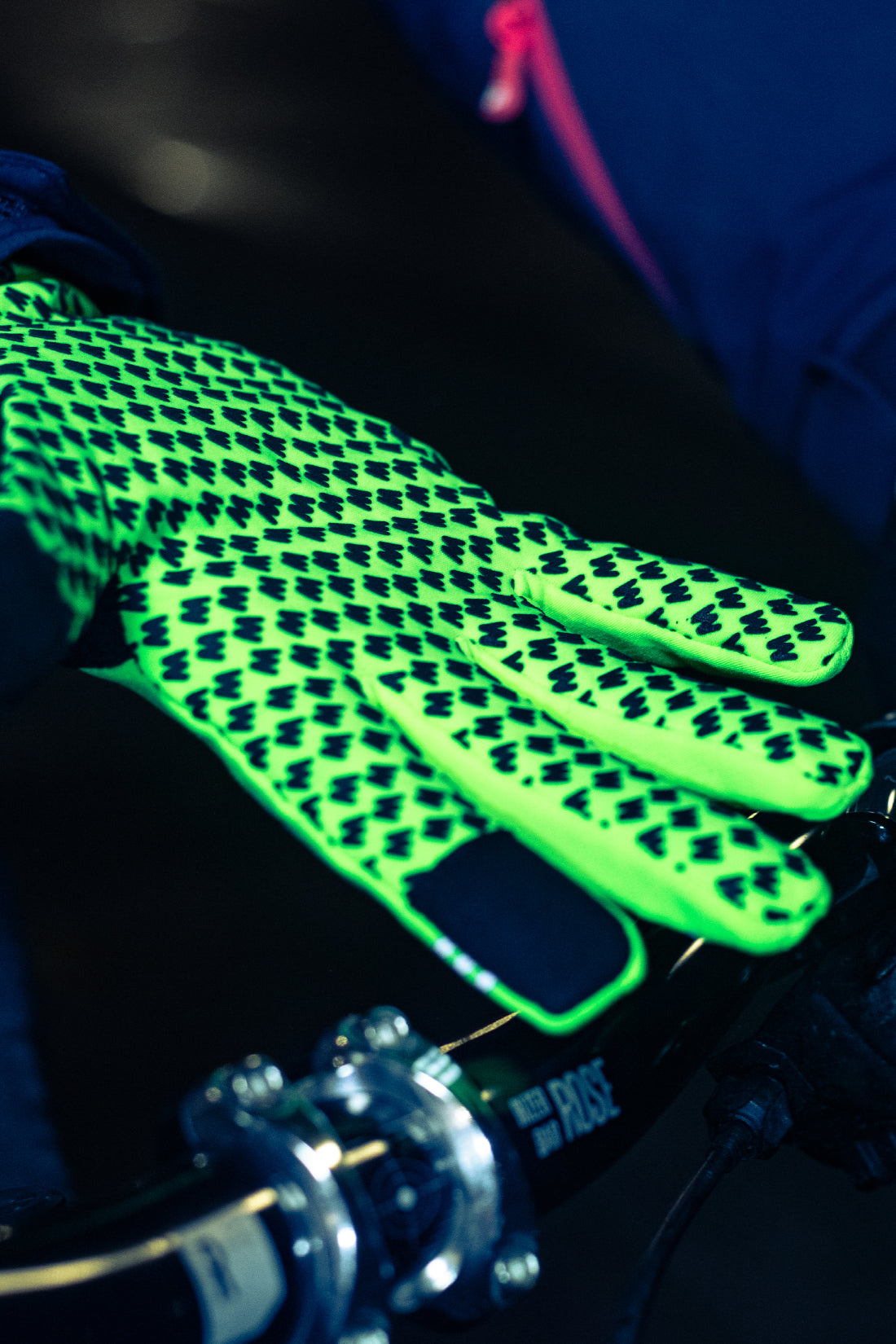 Morning Breeze Gloves